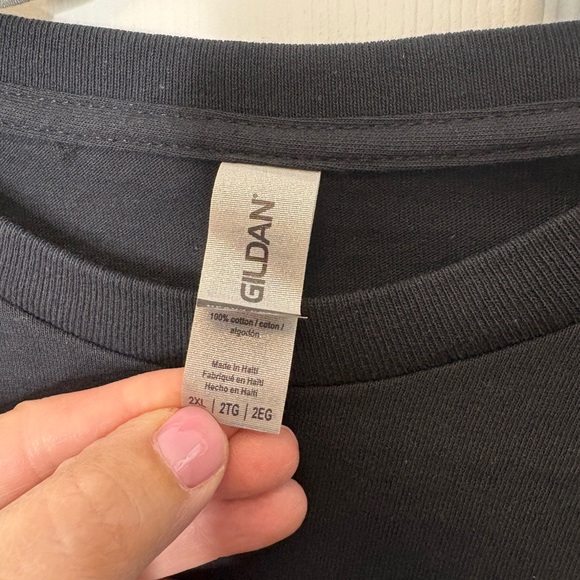 Gildan T-Shirt 2XL Black Funny Dog Quote “It Was Me, I Let The Dogs Out.” NWT - Picture 5 of 5